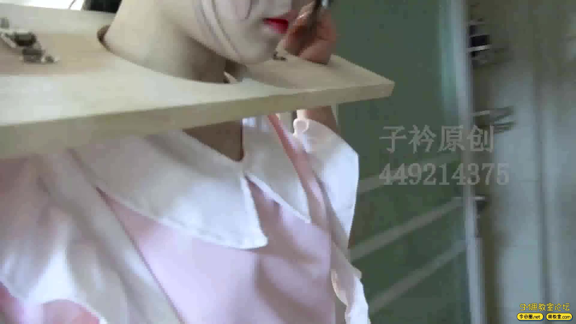 子衿原创 琦琦镣铐轮滑鞋 走廊滑冰 五花驷马挠痒 口球放置-视频截图2